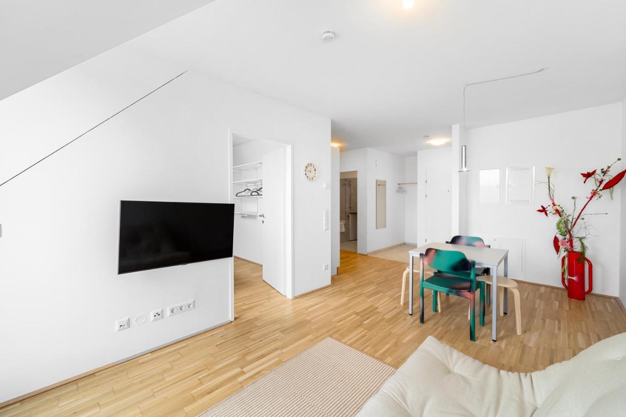 Ding Design In Brigittenau Apartament